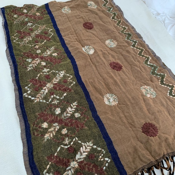 Aszakka embroidered Japanese scarf - Picture 3 of 4